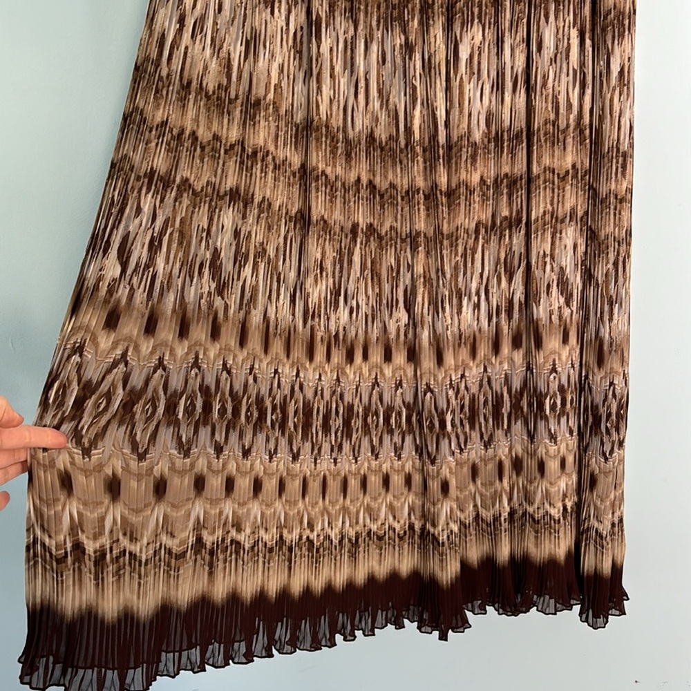 NWOT Alfred Dunner brown printed tulle midi skirt, size 20 - Picture 2 of 6